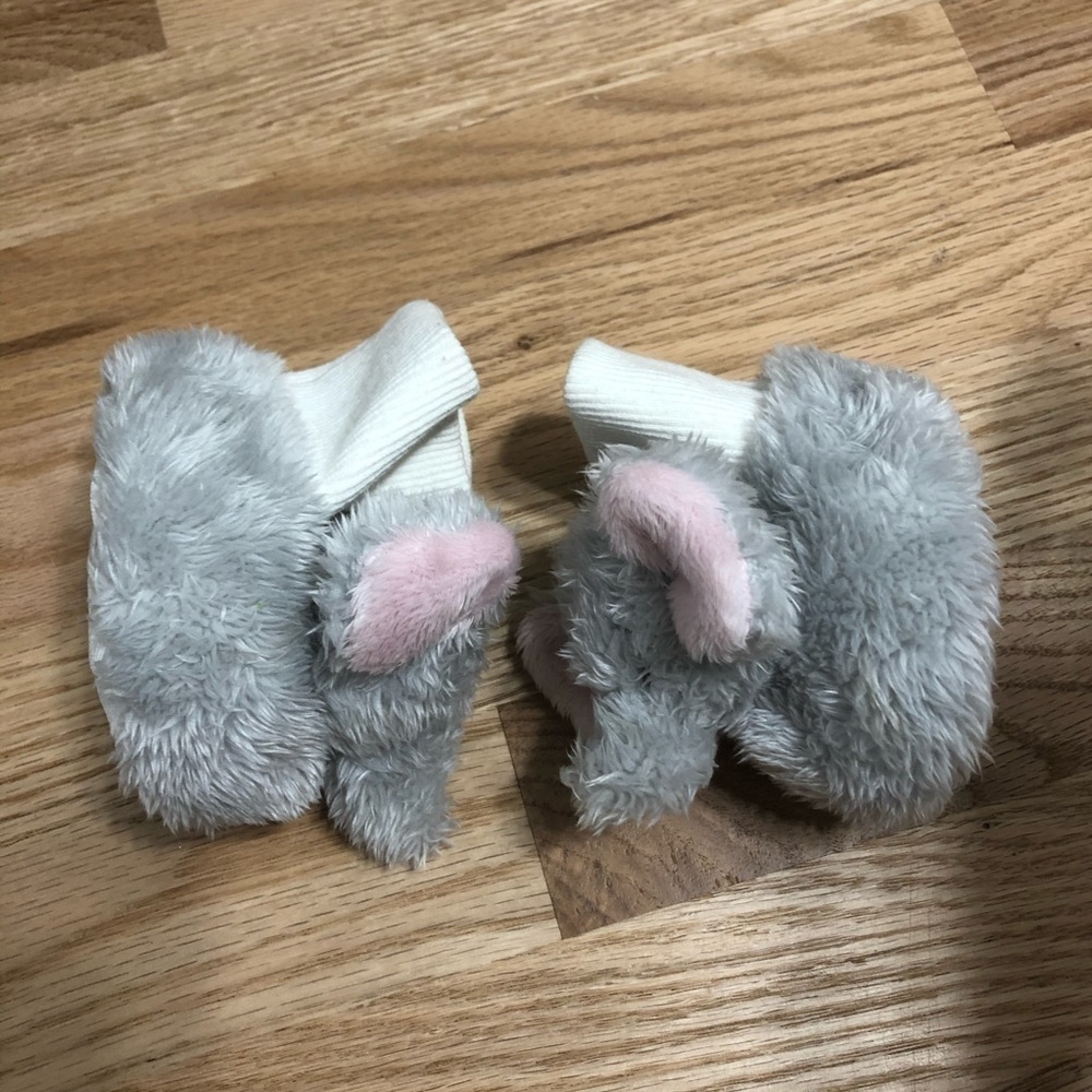 Fuzzy Elephant Rattle Slippers Baby Infant - Picture 2 of 7